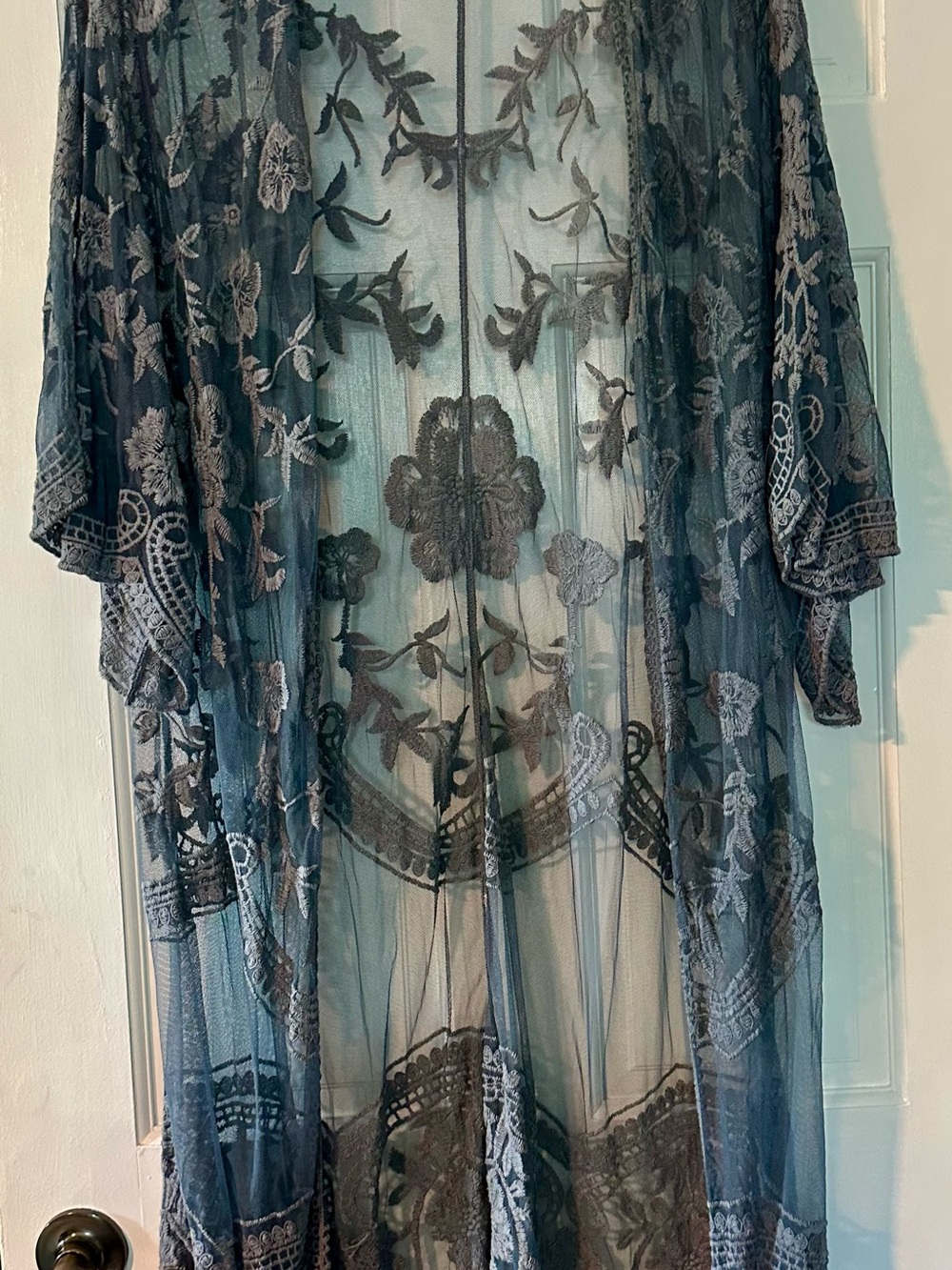 She + Sky Lace Overlay Kimono - Gray